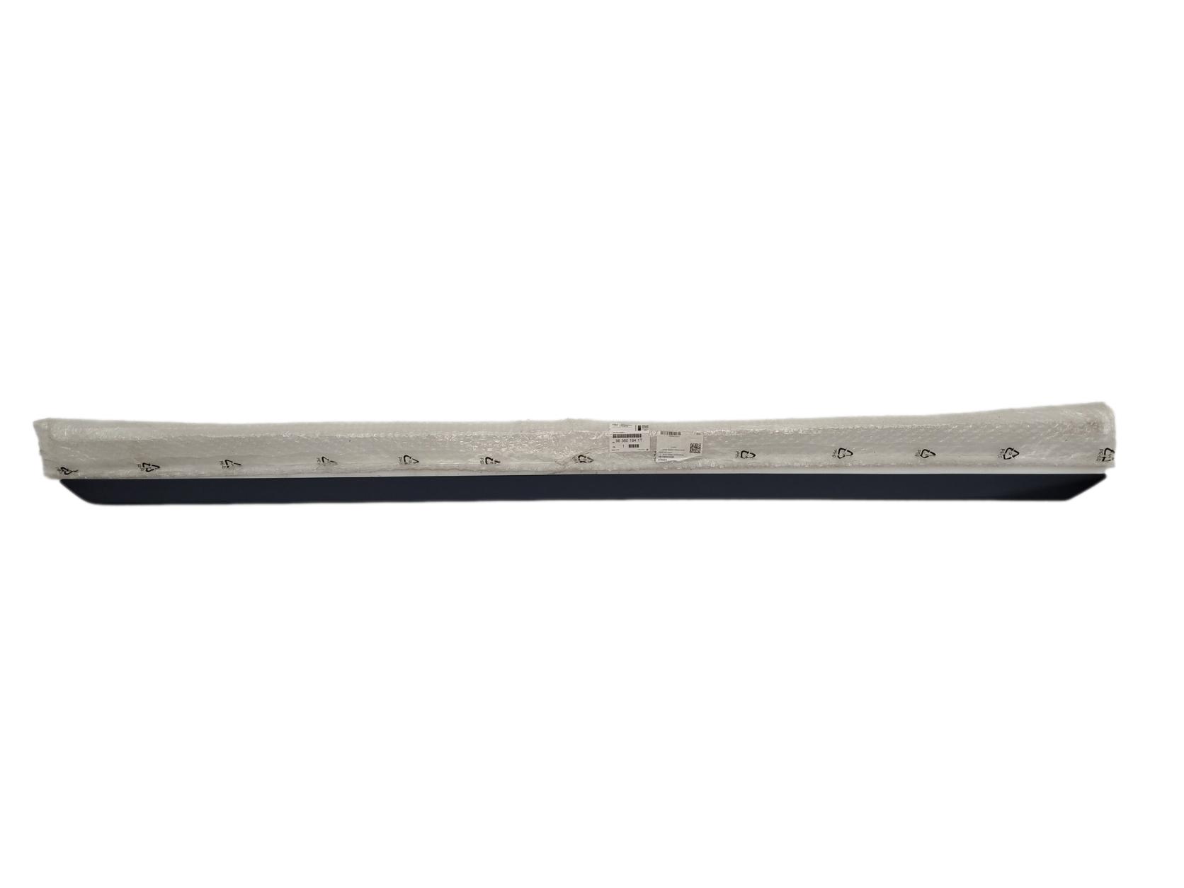 Door Sill Trim Left Original 983601941T Peugeot 308
