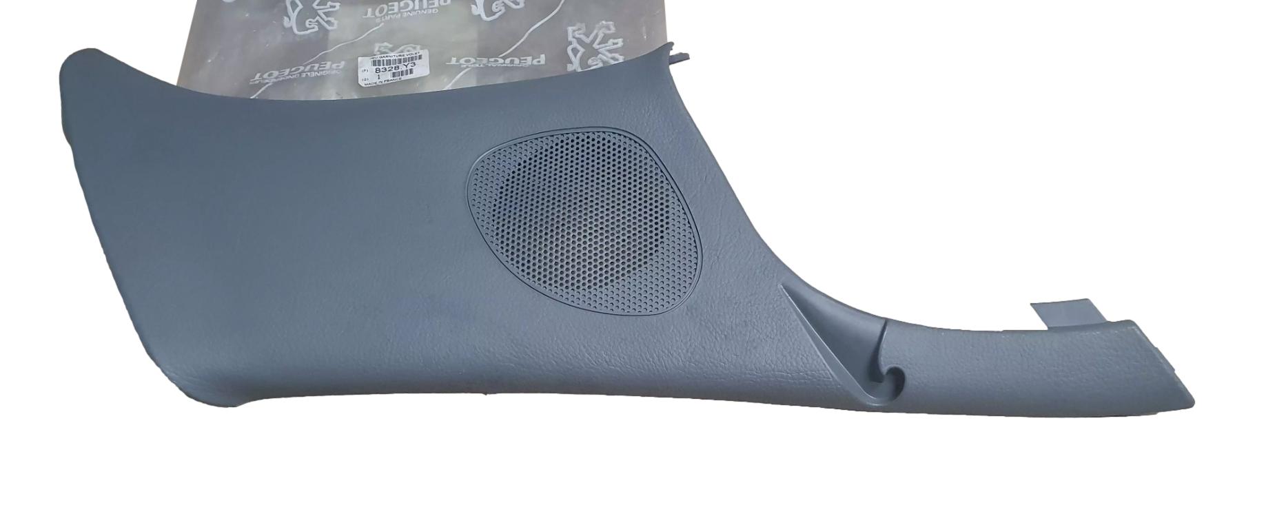 Trim Right Original 8328Y3 8328.Y3 Peugeot 406