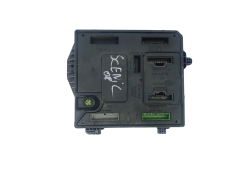 Controller BCM X95 284B15986R S180098101C Renault 40169