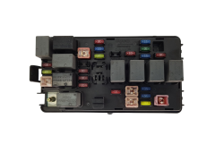 Fuse Box Chevrolet 96427973 Tyco