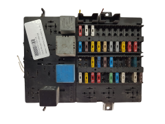 Module 7703297587 Renault 2437