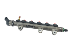 Injection Rail 8200718753 0445214155 2.0 DCI Bosch Renault