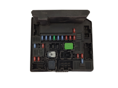 Fuse Box 522792F04 284B7BB02C A286 Nissan 