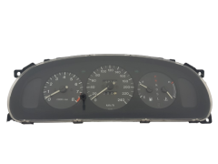 Speedometer/Instrument Cluster Mazda Xedos 6 2.0L-24 A CA10A