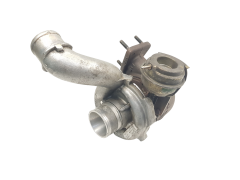 Turbocharger 8200447624 GT1852V 2.2 DCI Renault 718089-7