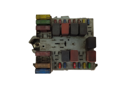 Fuse Box Fiat 46846109 57657 0046846109057657 Delphi