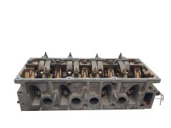 Cylinder Head 0142 7701472681 1.4 8v K7J700 Renault Kangoo