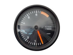 Speedometer/Instrument Cluster Porsche 924 477919205A VDO