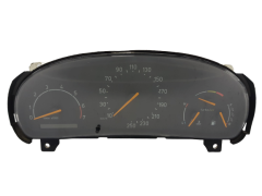 Speedometer/Instrument Cluster Saab 900 4617197 69395-930 Yazaki Meter