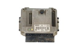 Controller Opel 0281011943 55556829 8973785711 Bosch 38674