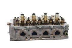 Cylinder Head 7701478273 820050622 1,2 16v D4F Renault 125000km