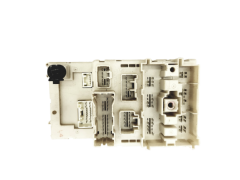 Fuse Box 82733-42080 Toyota Denso