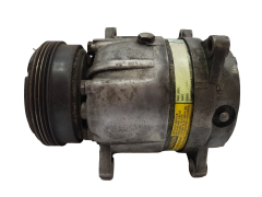 Air Con Compressor/Pump Renault Megane I 7700273320 1135284 5284 Delphi 6985