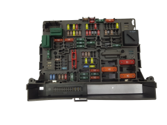 Fuse Box BMW 9119445-02 18231.000.000A B010106900 BJ3A119685