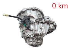 Gearbox PF6082 320105040R PF6068 PF6070 2.0 DCI Trafic 3 Vivaro 2 