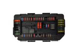 Fuse Box 6114 V7 922487904 19098.000.001 BMW