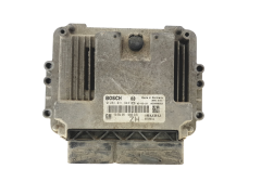 Controller Opel 0281011943 55556829 8973785712 Bosch 26181