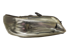 Headlamp Right Peugeot 306 6205Q5 88203989D Valeo