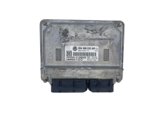 Controller VW 06A906033EM 5WP40439 02 Siemens