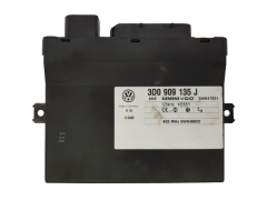 Controller VW 3D0909135J 5WK47021 Siemens VDO