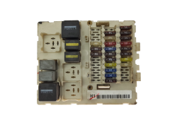 Fuse Box Ford 2M5T14A073BD 518273305 20413