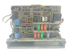 Fuse Box BMW 6906622-02