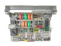 Fuse Box BMW 6906622-06 
