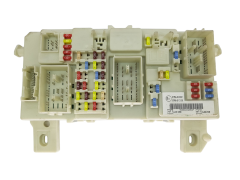 Fuse Box Ford 7M5T-14A073-CG 519242804