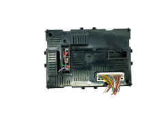 Controller BCM L2CR 19759041 8201054128 Renault 31426