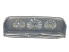 Speedometer/Instrument Cluster Mercedes 190 W201 2015423706 VDO 
