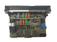 Fuse Box BMW 6906621-06 24751