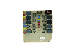 Controller Moduł BSI 8201194747 194747 Renault 31599