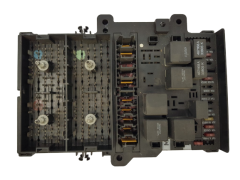 Fuse Box Chrysler P4707693 19623