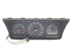 Speedometer/Instrument Cluster Volvo 440 81117570 26480