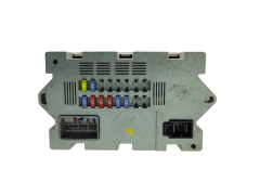 Fuse Box Jaguar CPLA-14Q073-AA 7173-9084 7370-7520 Land Rover