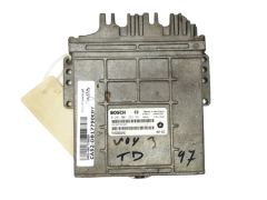 Controller P04686660AD 0281001333 Chrysler Bosch 