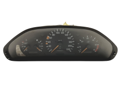 Speedometer/Instrument Cluster Mercedes C W202 2025400748 110008824012 VDO