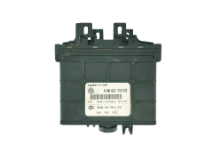 Controller 01M927733ES 5DG007921-05 VW  Hella
