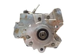 Injection Pump Bosch 22100-33040 0445010105 1.4 D Toyota