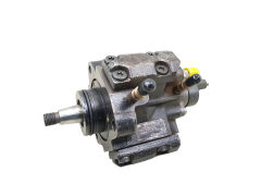 Injection Pump 0445010028 8200010076 0281002381 Bosch Renault 2.2 dCi 