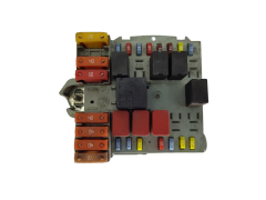 Fuse Box 50508214 57657 0050508214057657 Fiat