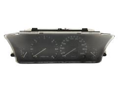 Speedometer/Instrument Cluster Land Rover Discovery LR-0007-002 40928 Speedometer/Instrument Cluster Land Rover Discovery LR-0007-002 40928