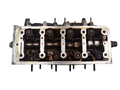 Cylinder Head Citroen Peugeot 9621038110 1.4 8v KFX