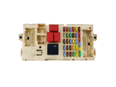 Fuse Box Alfa Romeo 50510079 50510082 NPL