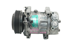 Air Con Compressor/Pump 7700859676D SD7H15 7815 Renault Laguna 