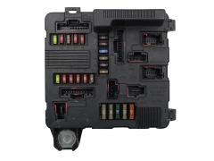 Controller Renault UPC X84 N2 8200306032A S118399200D Siemens