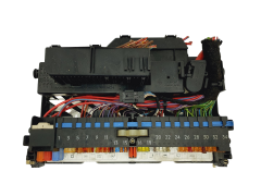 Fuse Box BMW 8364540 8364542 8387153 68821