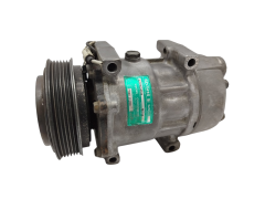 Air Con Compressor 7700111289 SD7H15 8074A Renault Laguna 1 Sanden 1371