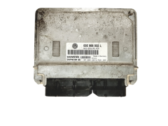 Controller 03E906033L 5WP40194 05 VW Siemens 19094