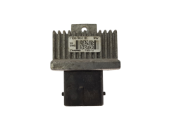 Plug Relay 110678071R Renault Mercedes 